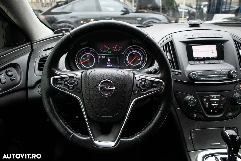 Opel Insignia - 19