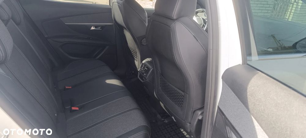 Peugeot 3008 BlueHDi 150 Stop & Start Allure - 9