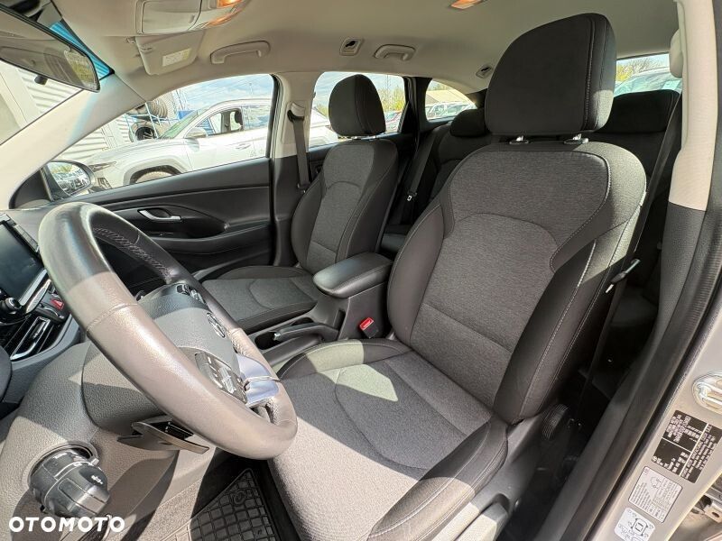 Hyundai i30 1.5 T-GDI 48V Smart DCT - 19