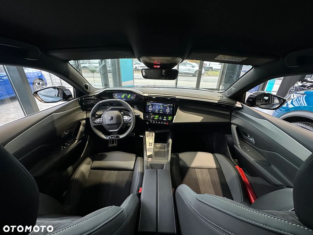 Peugeot 308 1.2 mHEV GT S&S e-DCS6 - 27