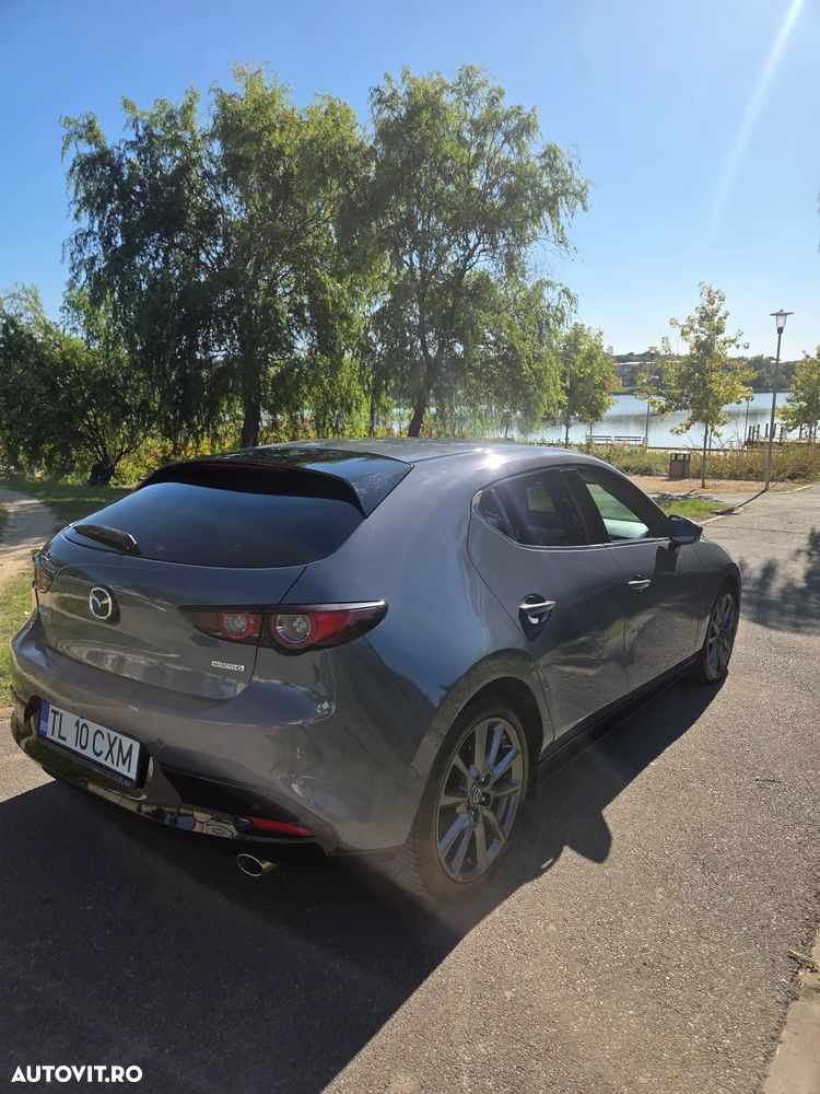 Mazda 3 - 4