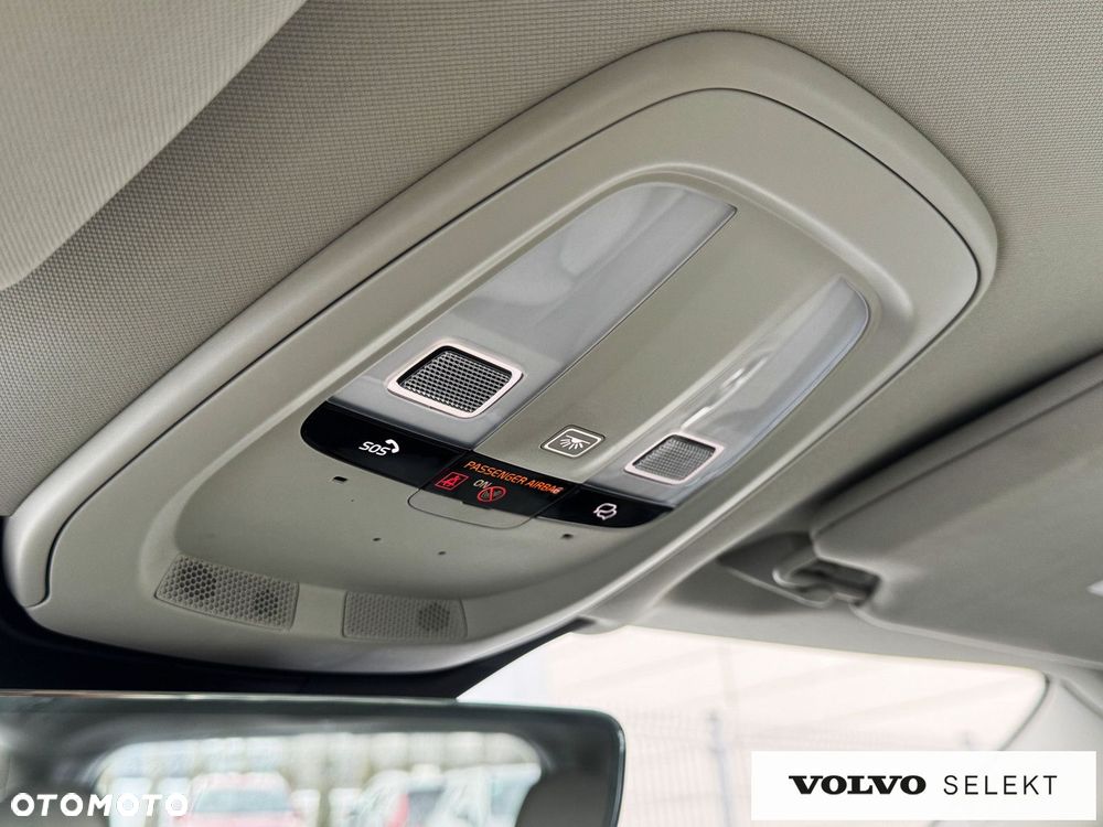 Volvo XC 90 - 33