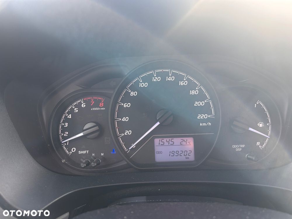 Toyota Yaris 1.5 Active - 16