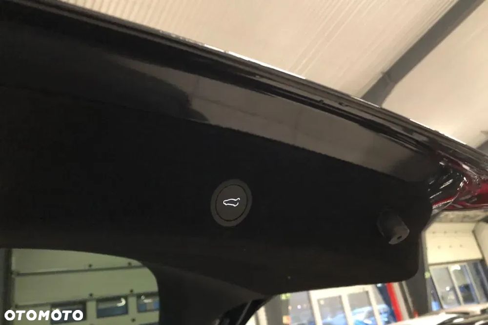 Tesla Model Y Premium Long Range RWD - 17