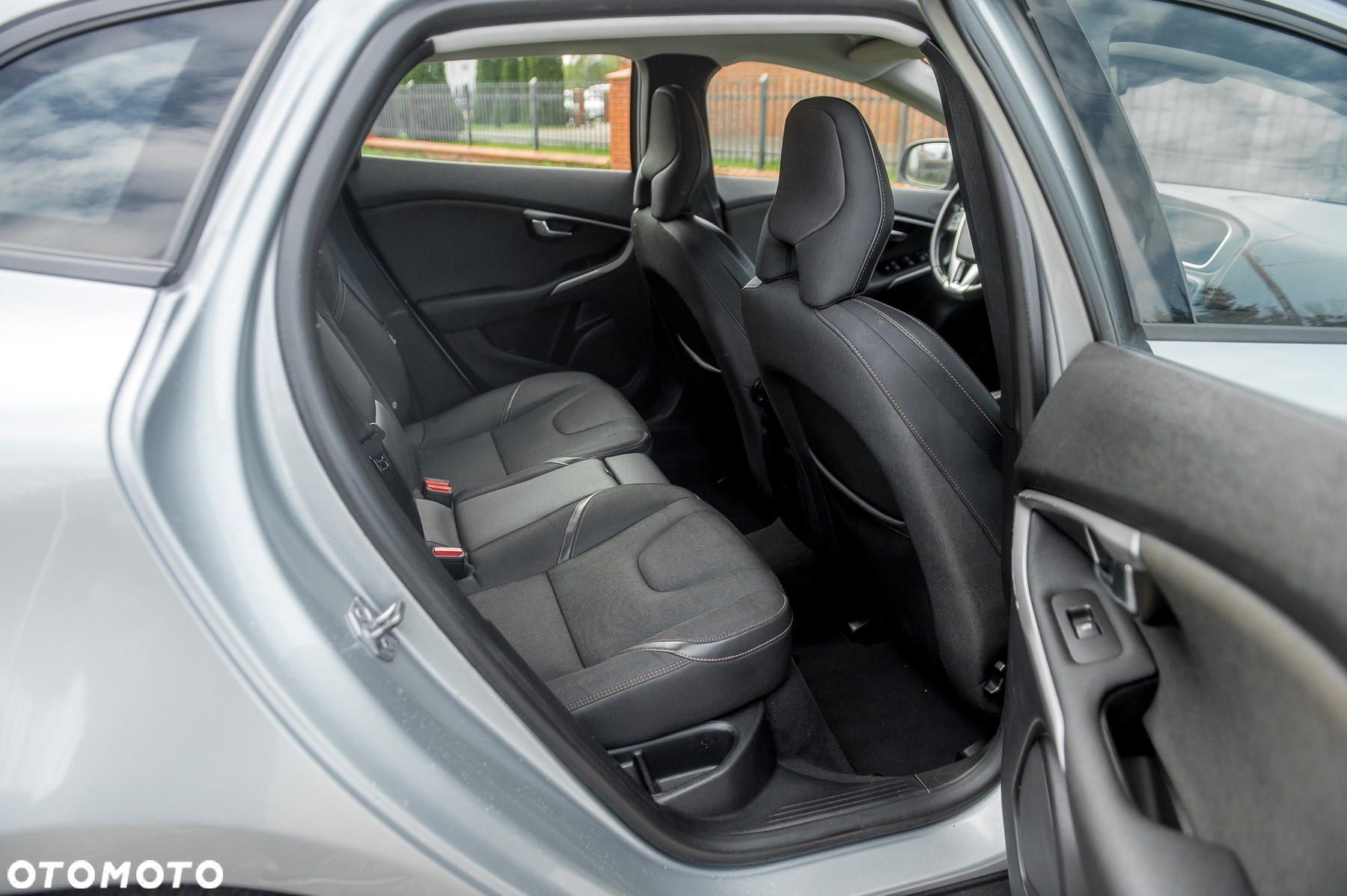 Volvo V40 Cross Country D2 Geartronic Summum - 9