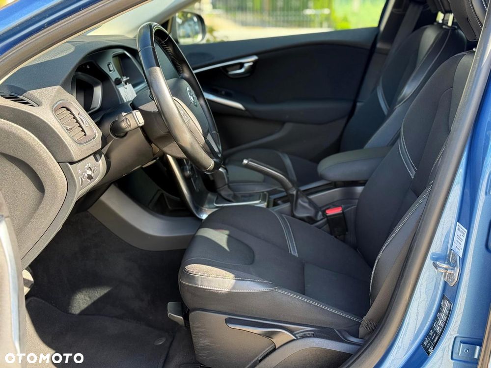 Volvo V40 - 9