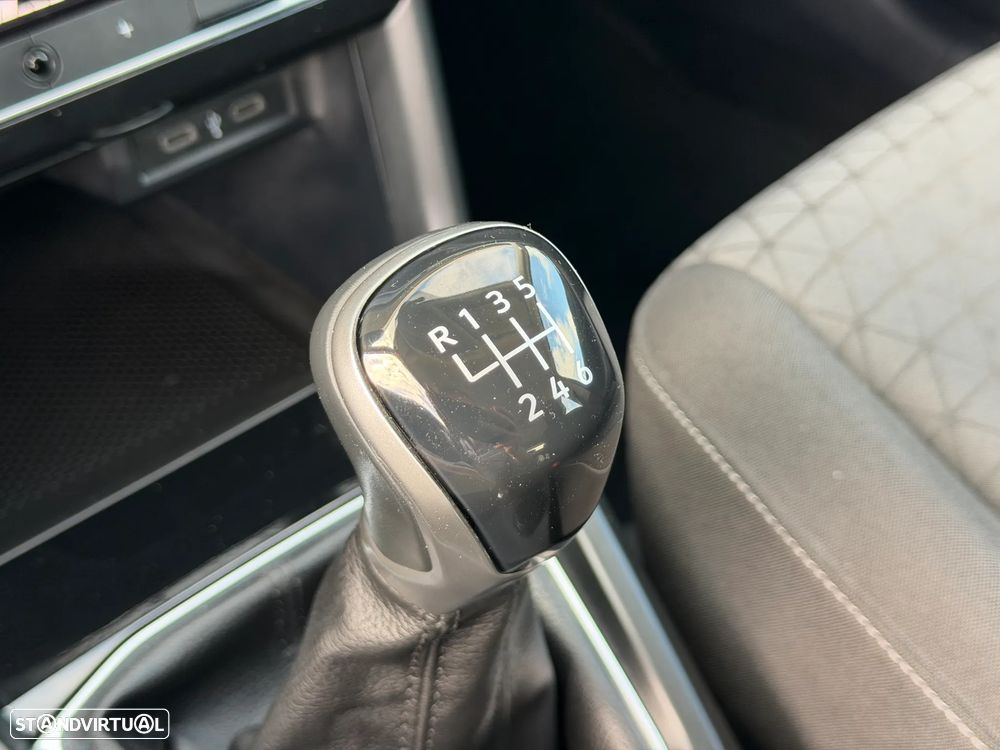 VW T-Cross 1.0 TSI Life - 27