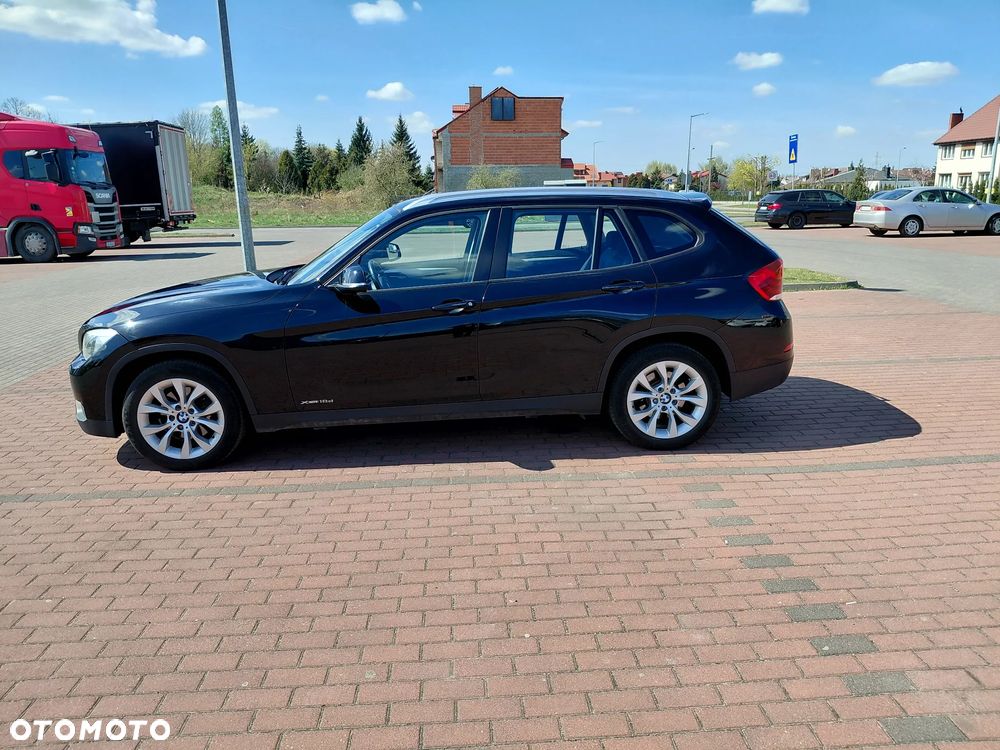 BMW X1 xDrive18d xLine - 9