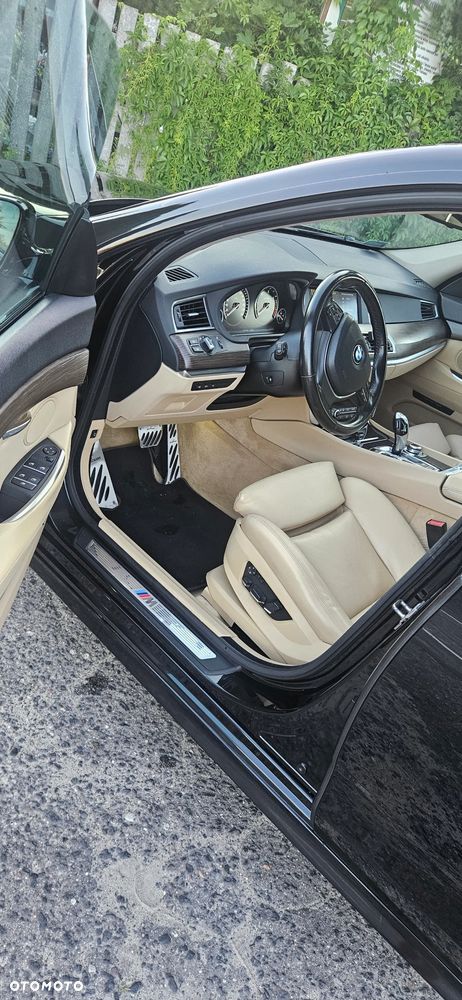 BMW 5GT 530d - 13