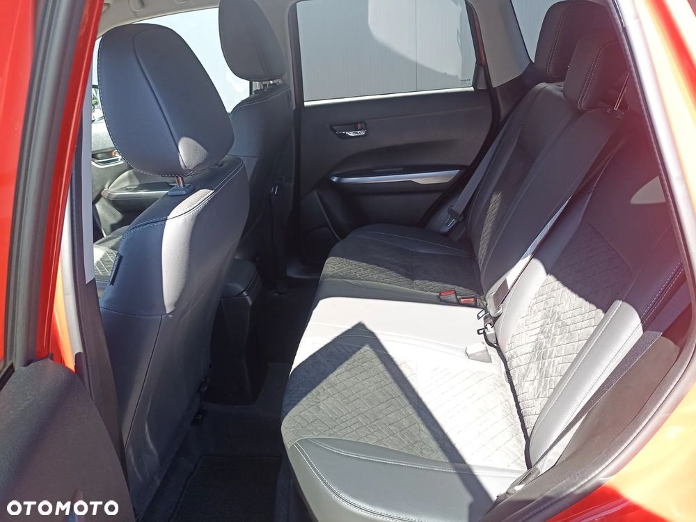 Suzuki Vitara ver-1-5-strong-hybrid-elegance-2wd-ags - 8