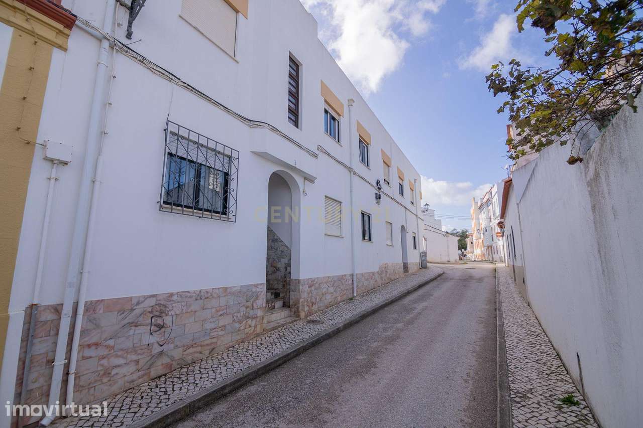 NÃO PERCA ESTA GRANDE OPORTUNIDADE!   APARTAMENTO ESPAÇOSO COM TERRAÇO - Grande imagem: 3/30