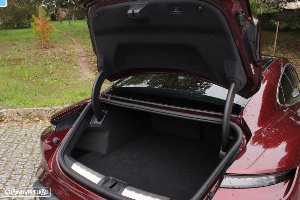 Porsche Taycan 4S - 18