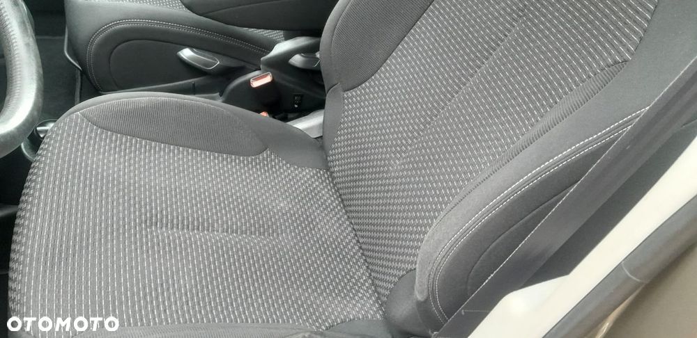 Citroën C4 Grand Picasso - 38