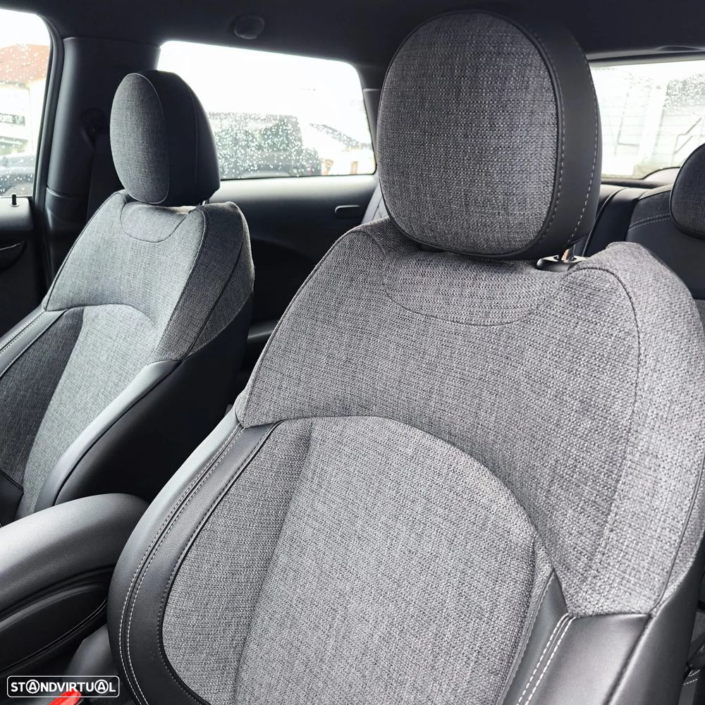 MINI 3 Portas Cooper SE - 24