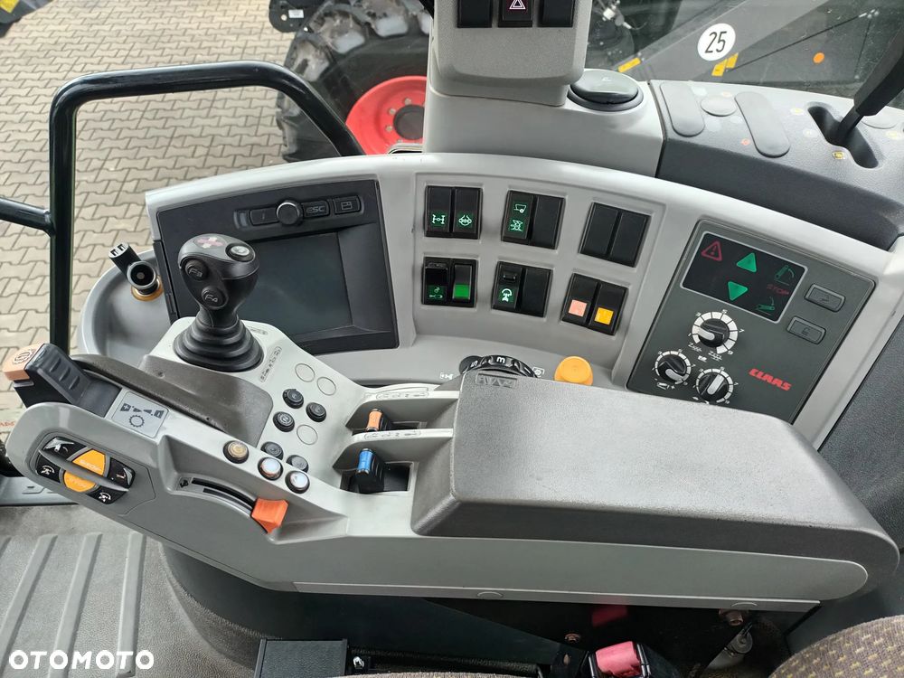 Claas Axion 810 CEBIS - 25