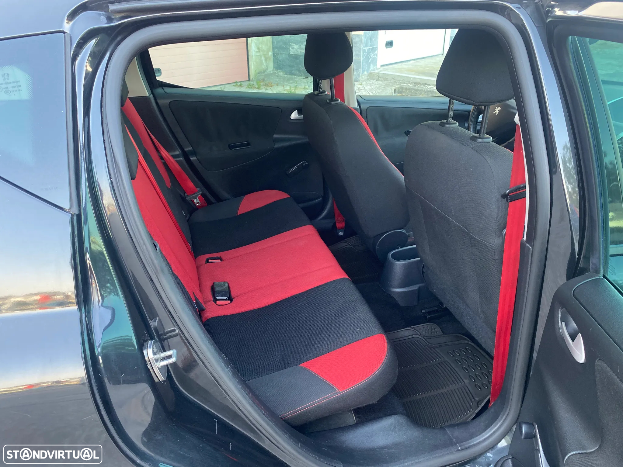 Peugeot 207 SW 1.6 HDi Active - 17