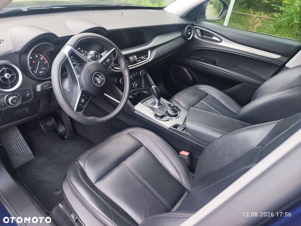 Alfa Romeo Stelvio 2.0 Turbo 16V AT8-Q4 Veloce - 12
