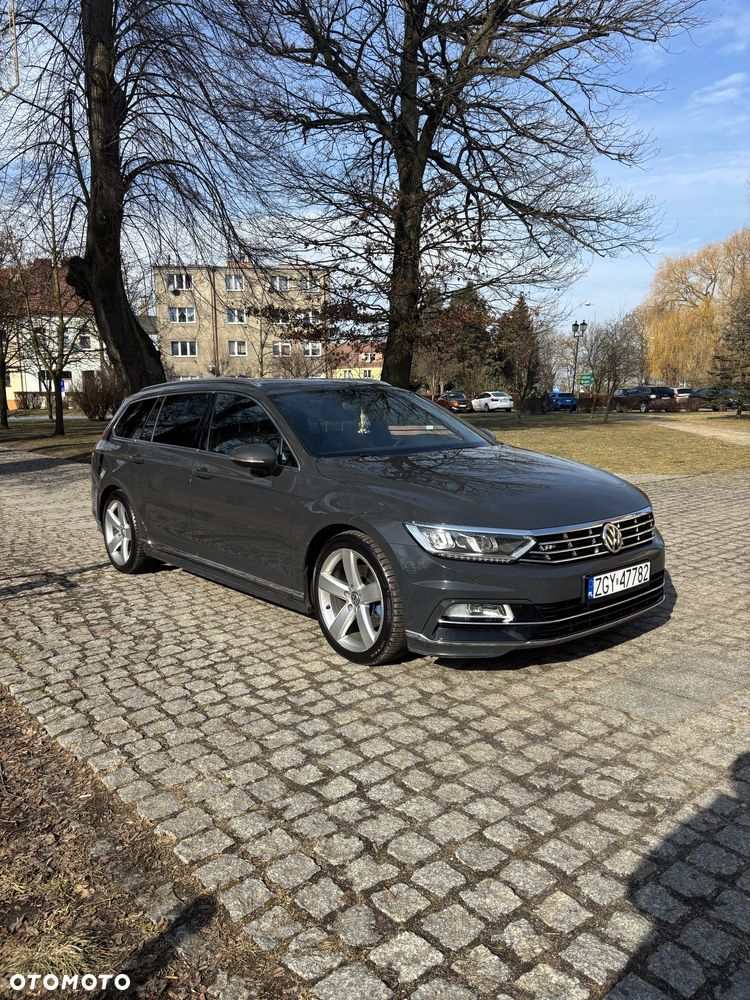 Volkswagen Passat - 4