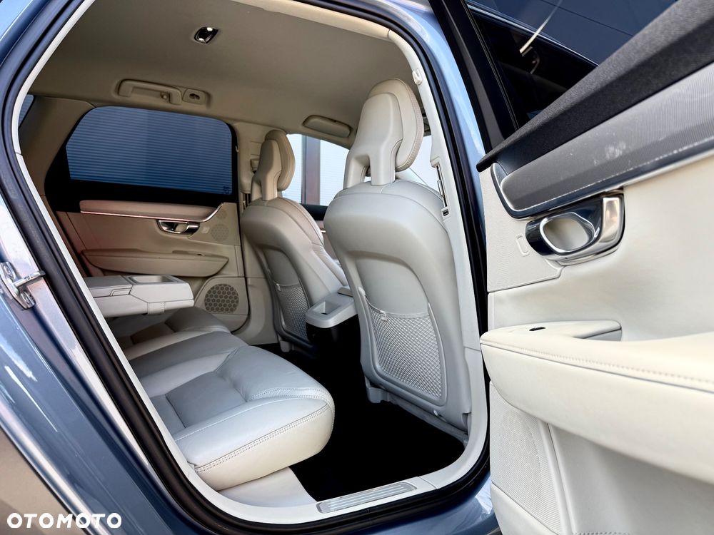 Volvo V90 Cross Country D5 AWD - 31