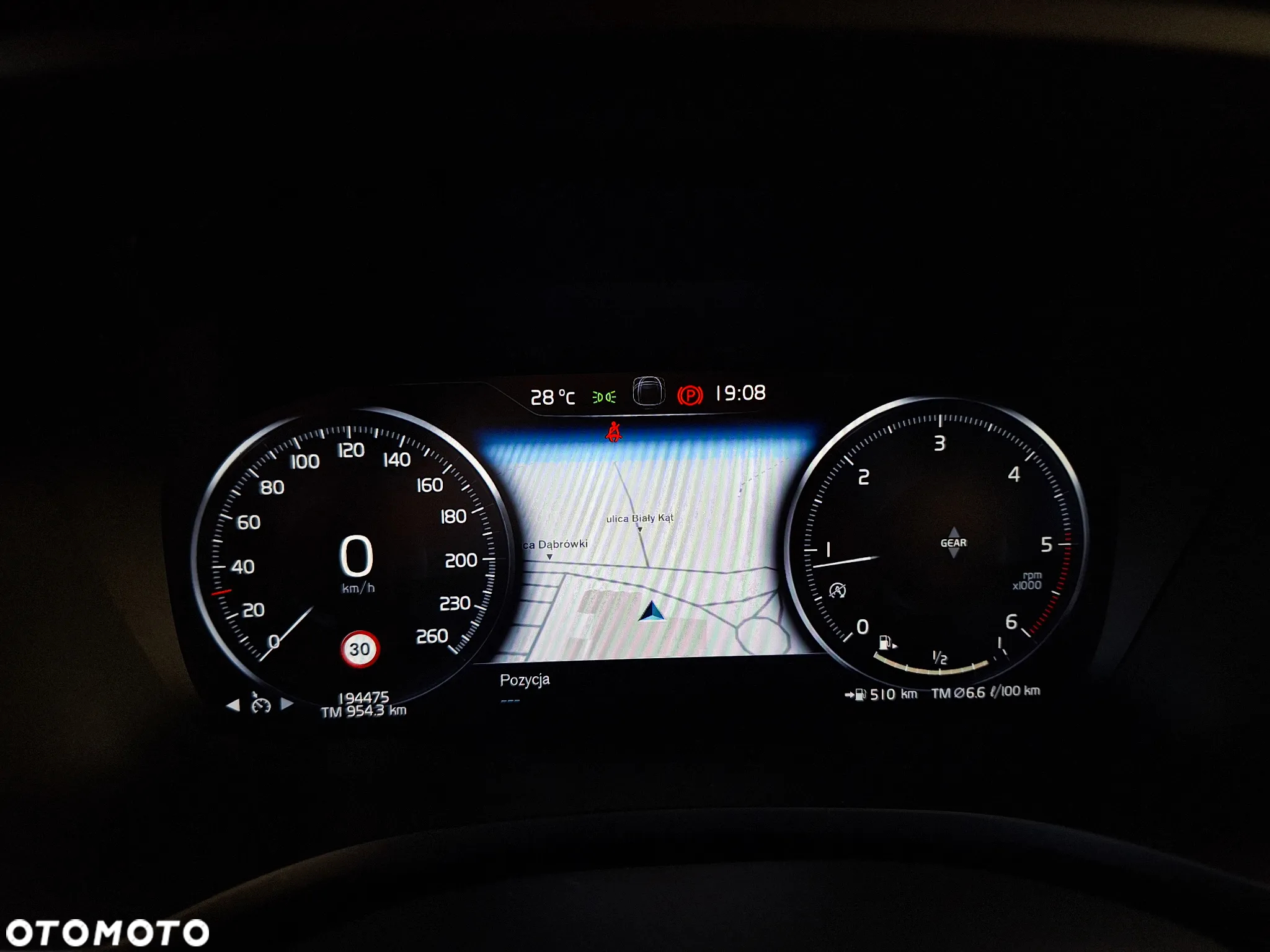 Volvo V60 D4 Momentum Pro - 31