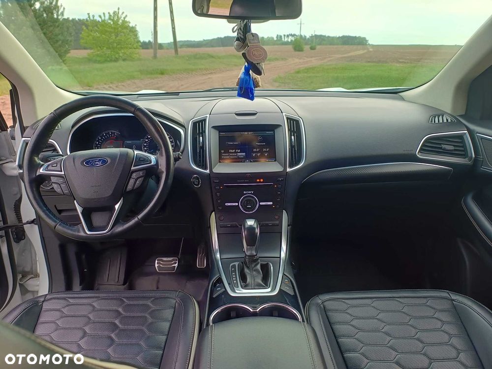 Ford Edge - 5