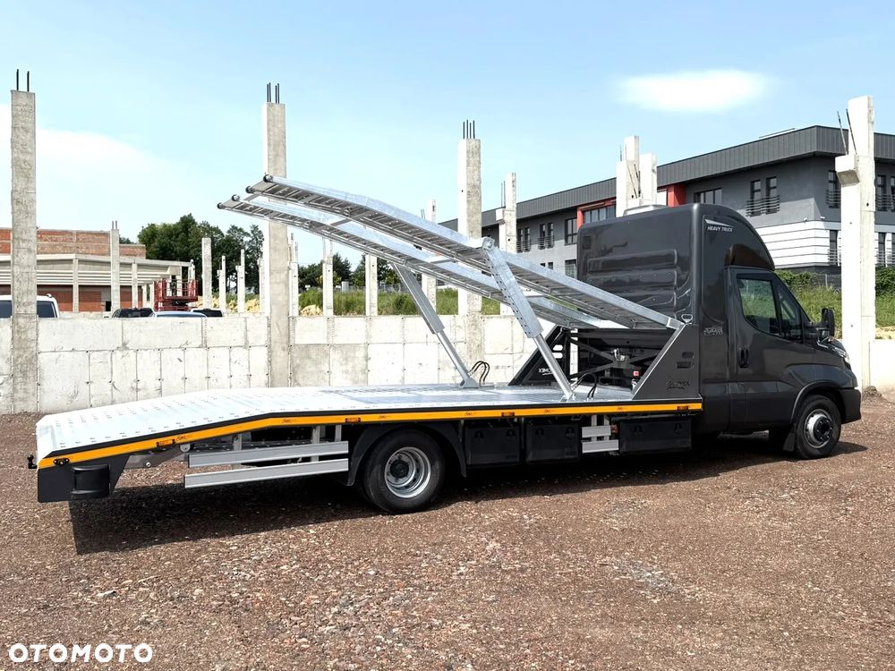Iveco Daily 70C21A8P Laweta na dwa auta - 18