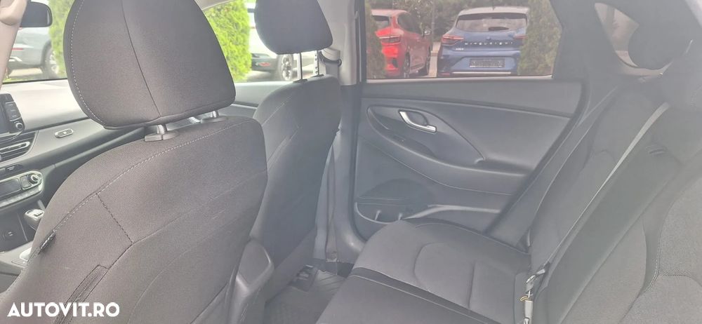 Hyundai i30 1.5 110CP 5DR M/T Highway - 9