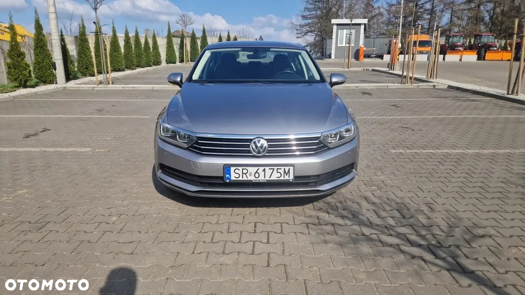 Volkswagen Passat 2.0 TDI SCR Trendline - 3