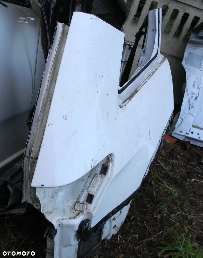 błotnik prawy tył ćwiartka wanna dupa pas tylny JEEP GRAND CHEROKEE WK2 - 2