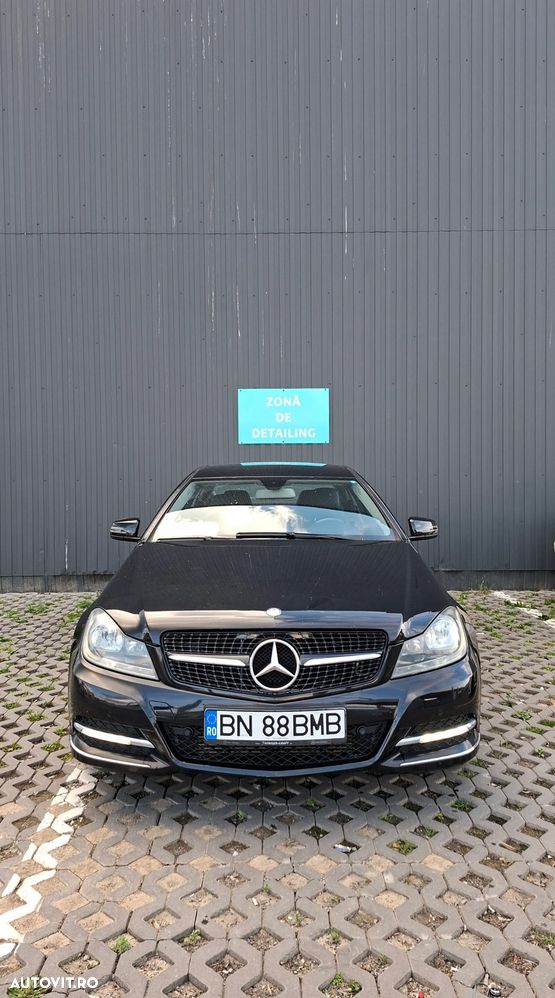 Mercedes-Benz C 2011 photo 4