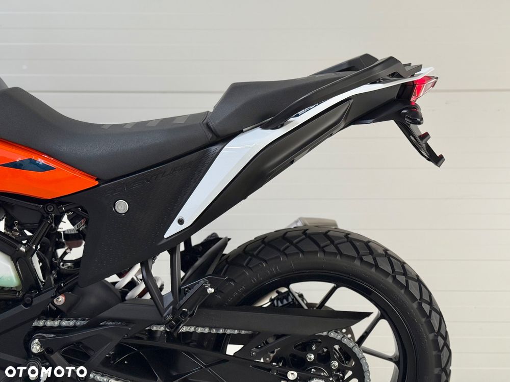 KTM Adventure 390 - 32