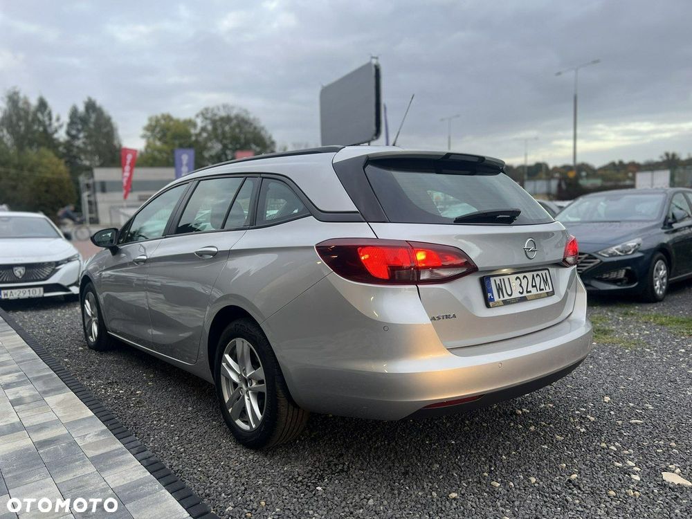 Opel Astra V 1.4 T Edition S&S - 9