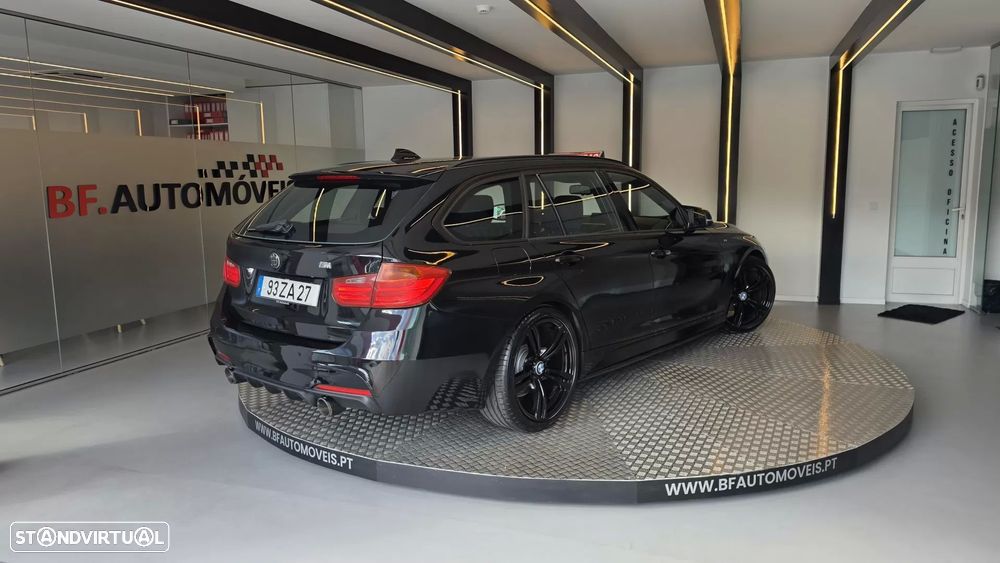 BMW 318 d Pack M - 23