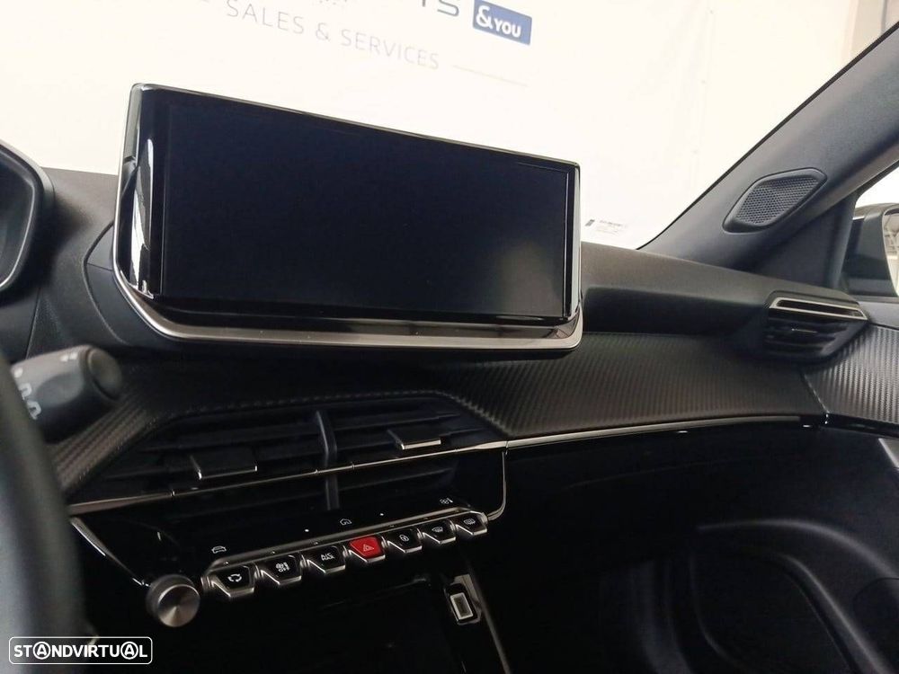 Peugeot 2008 1.2 PureTech Style - 20