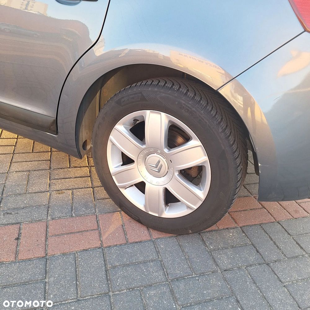 Citroën C4 1.6 16V SX - 12
