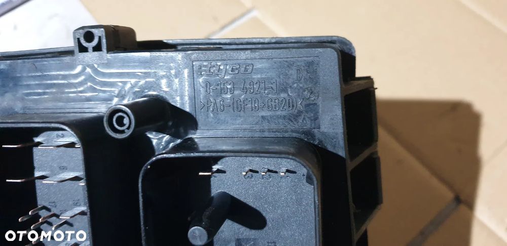 Opel Astra H CDTI Skrzynka Bezpieczników 5DK009464-10 13242781 - 4