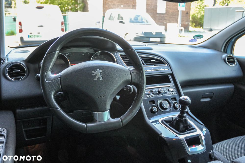 Peugeot 5008 - 9