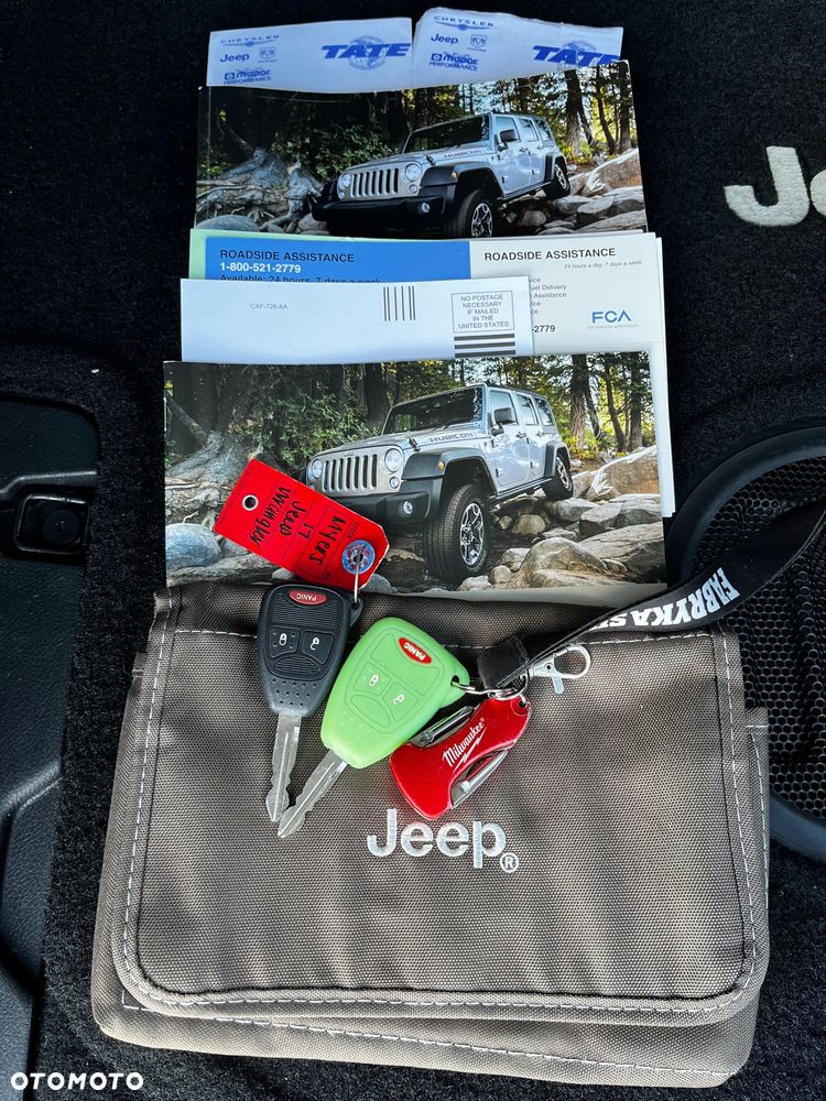 Jeep Wrangler - 12