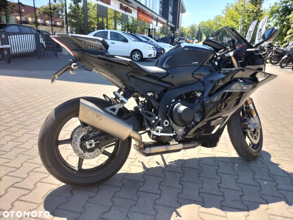 Yamaha R9 - 5