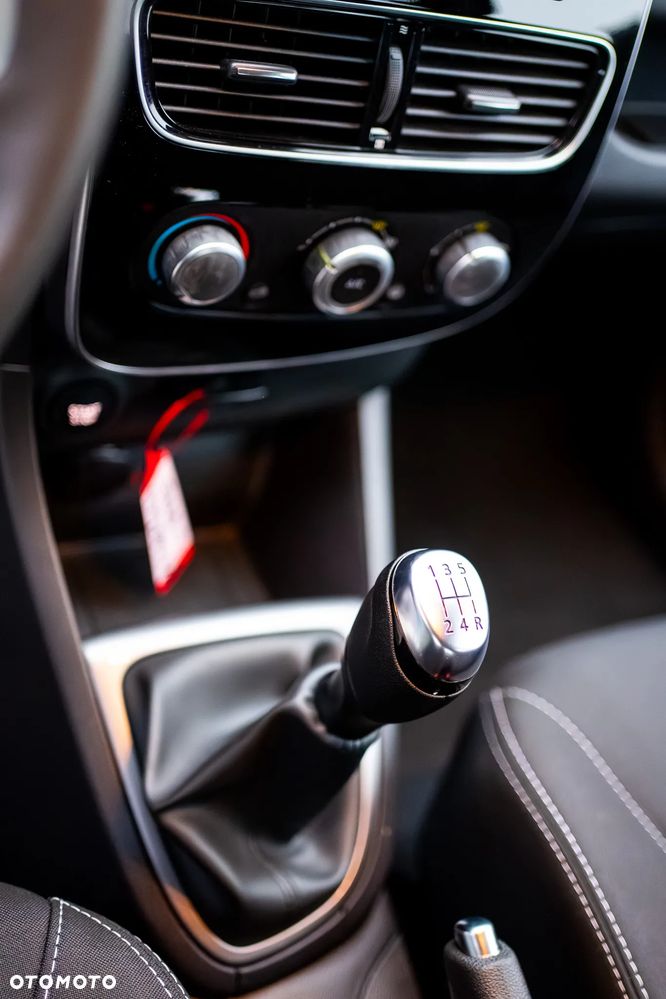 Renault Clio 0.9 Energy TCe Limited 2018 - 18