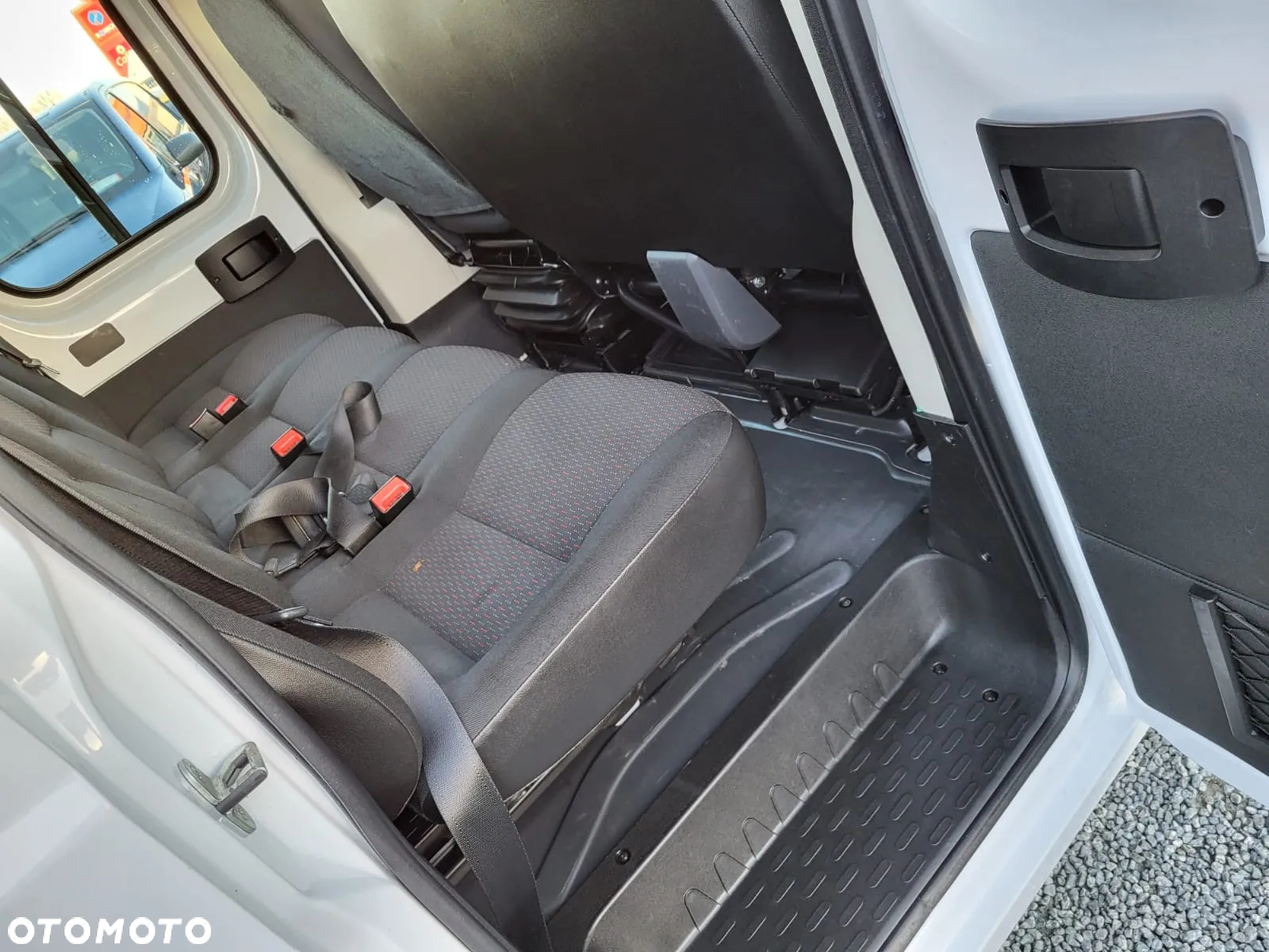 Peugeot BOXER 2.2 HDI -DOKA MAXI  7 OSÓB-SKRZYNIA 3,40m - 26