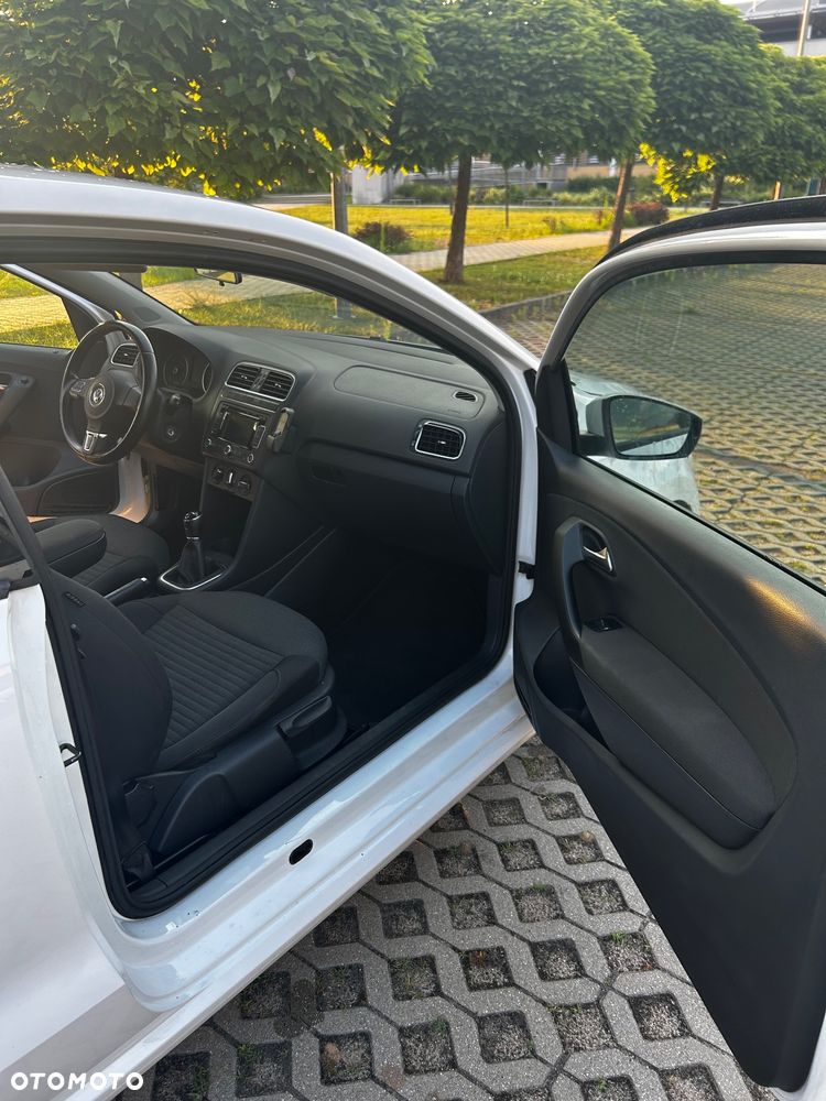 Volkswagen Polo 1.6 TDI Comfortline - 22