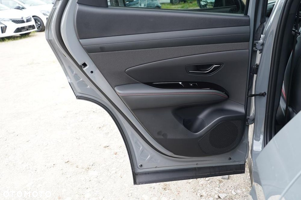 Hyundai Tucson 1.6 T-GDi 48V N-Line 4WD DCT - 8