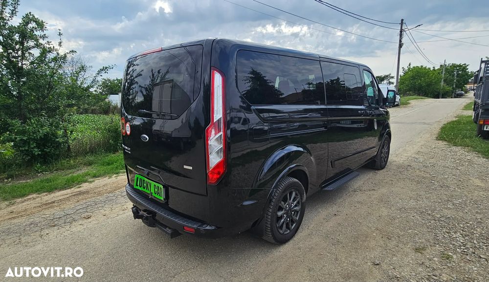Ford Tourneo Custom - 9