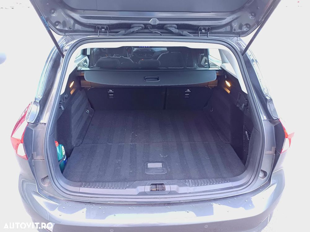 Ford Focus - 8
