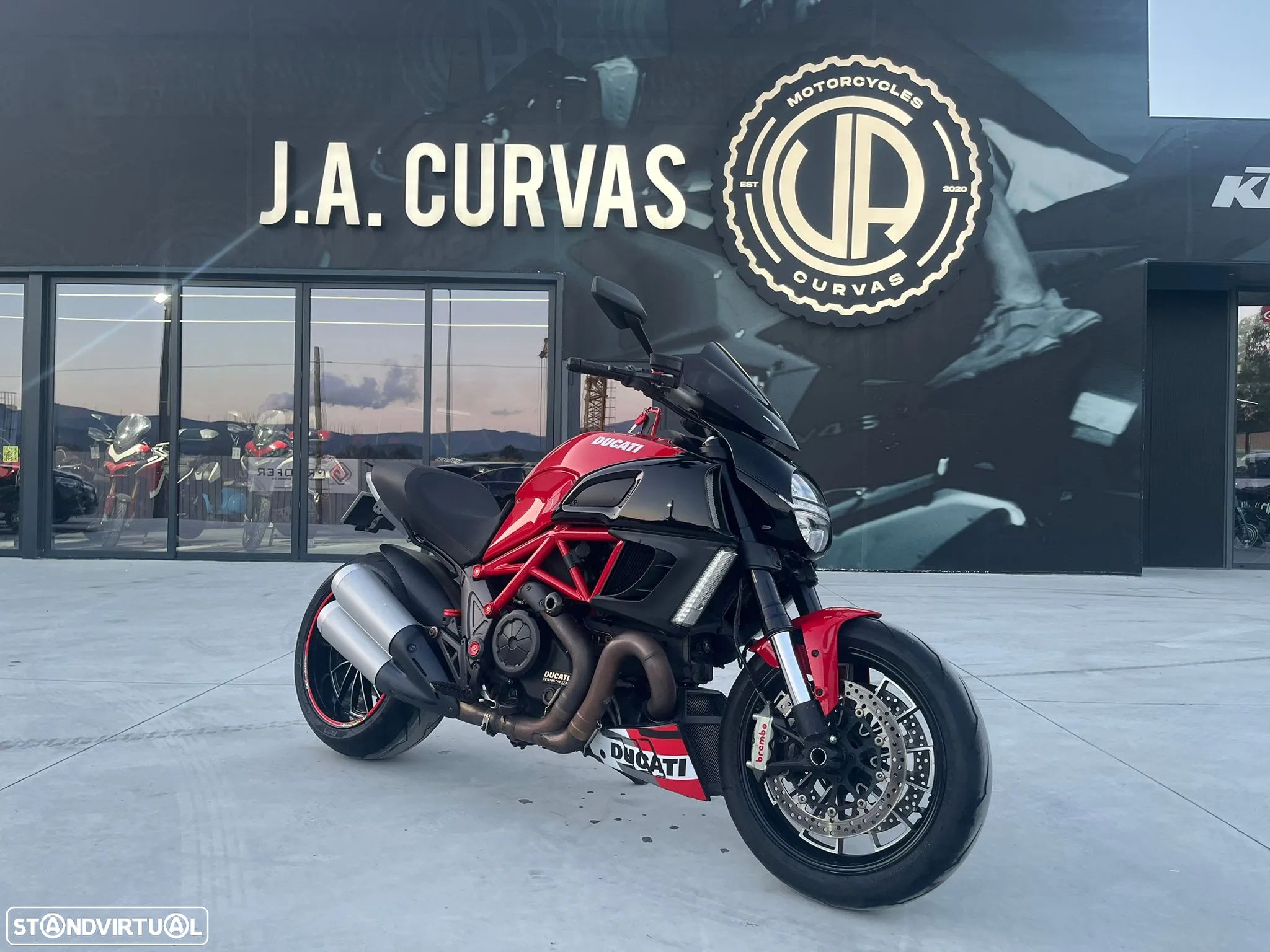 Ducati Diavel 1200 ABS - 1