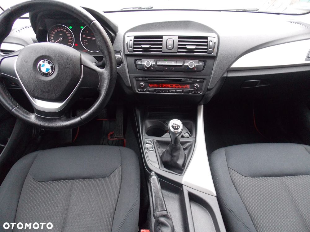 BMW Seria 1 - 24