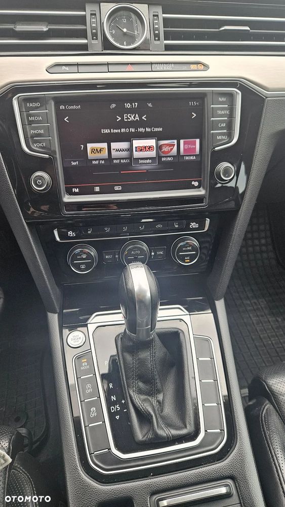 Volkswagen Passat 2.0 TDI Bi-Turbo BMT 4Mot Highline DSG - 21