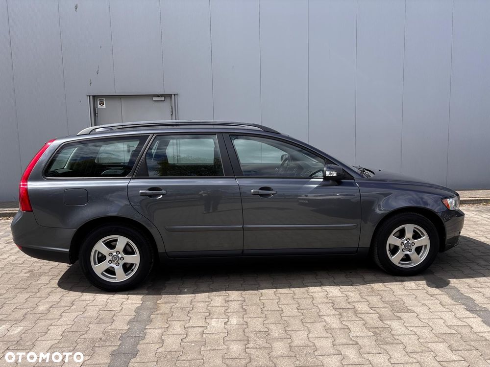 Volvo V50 1.6D DPF DRIVe Kinetic - 4