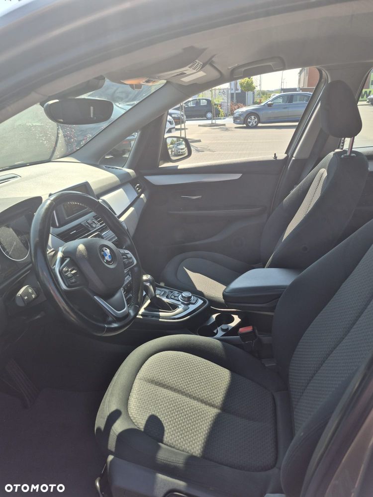 BMW Seria 2 218i - 17